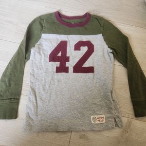 Long sleeve gap shirt size 5